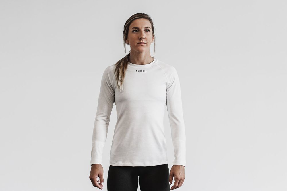 NOBULL Women's Lightweight Textu Tee - White Camo - Ireland (7420SICAE)